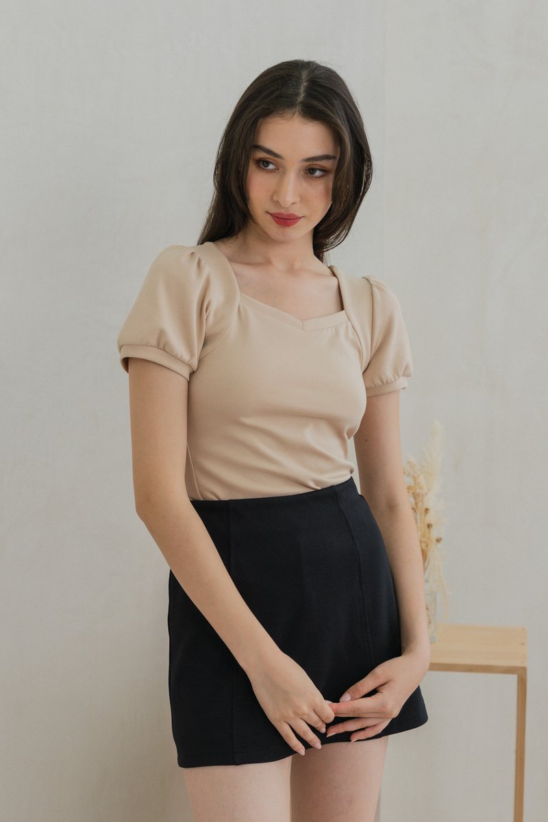 Katnis Cotton Puff Sleeves Top In Cream