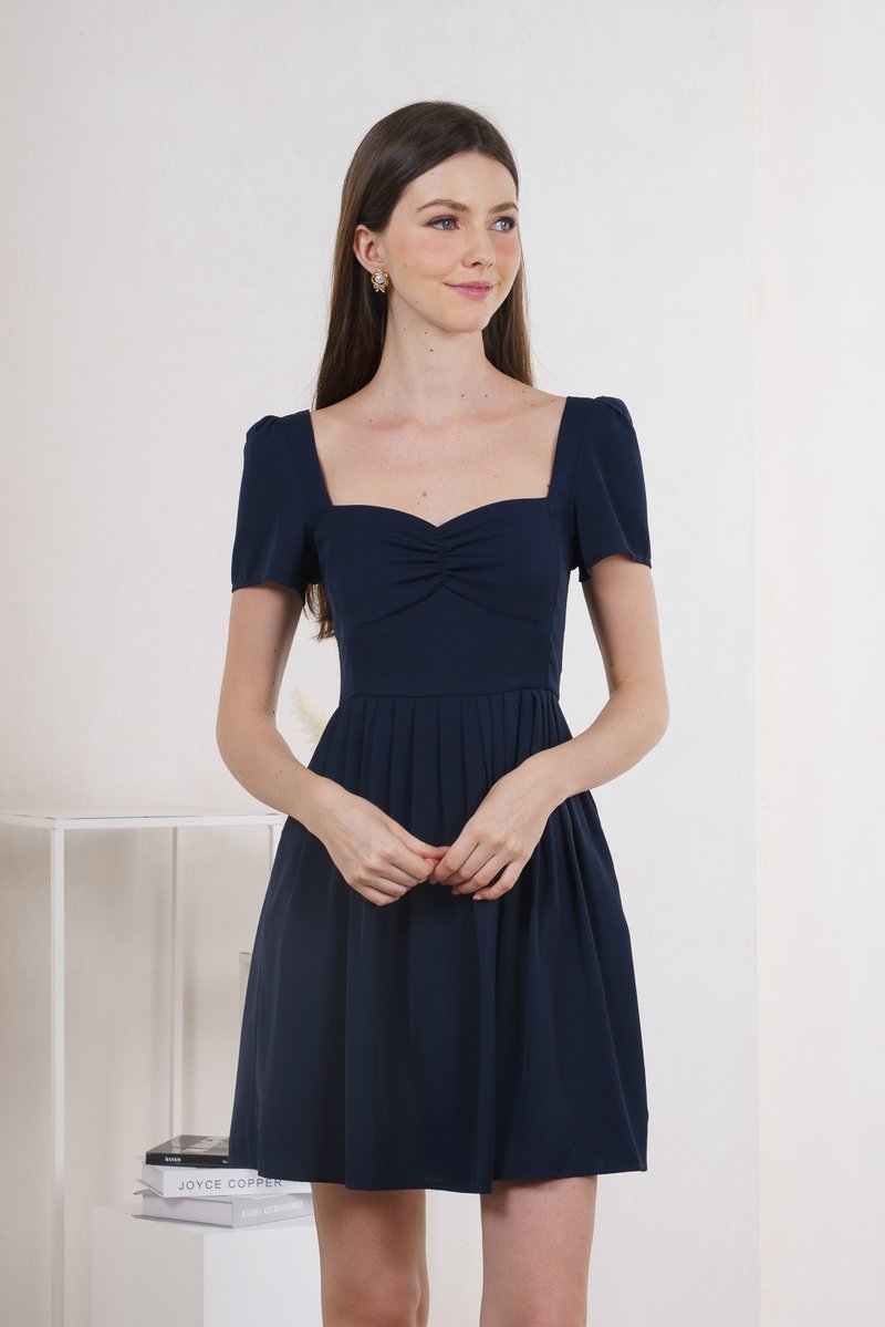 Hasha Sweetheart Pleated Dress In Navy