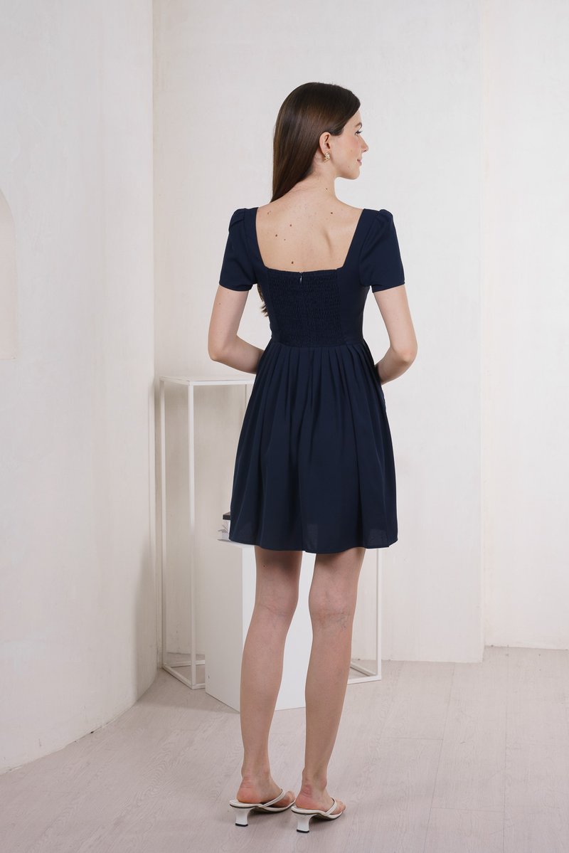 Hasha Sweetheart Pleated Dress In Navy