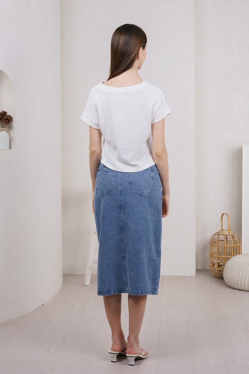 Kamri Ribbon Button Knit Top In White (XXL)