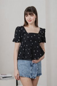 Flair Ribbon Prints Babydoll Top In Black (XS)