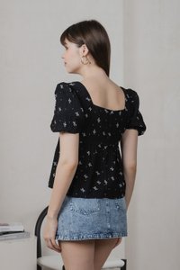 Flair Ribbon Prints Babydoll Top In Black (XS)