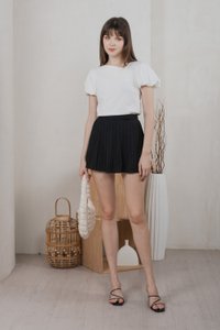 Polaris Pintuck Puff Sleeves Top In White