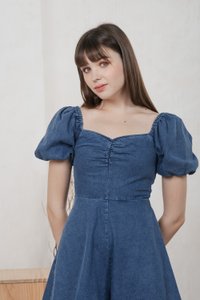 Moon Denim Sweetheart Romper In Mid Wash (XS)