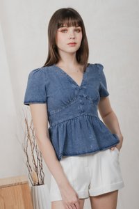 Euphoria Denim Empire Waist Top In Mid Wash