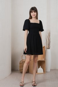 Dewdrop Textured Smocked Dress In Black (XS)