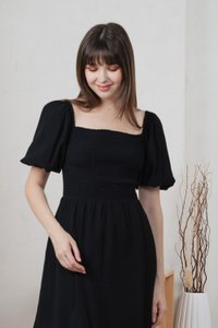 Dewdrop Textured Smocked Dress In Black (XS)