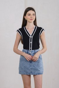 Desire Denim Duo Button Skort In Acid Wash (XS)