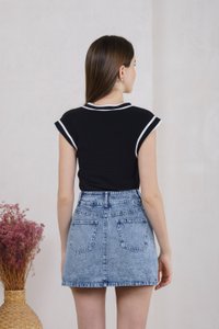 Desire Denim Duo Button Skort In Acid Wash (XS)
