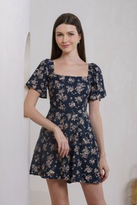 Frost Floral Romper In Navy (XS)