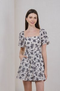 Frost Floral Romper In Cream (XS)