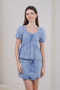 Terra Denim Sweetheart Top In Acid Wash