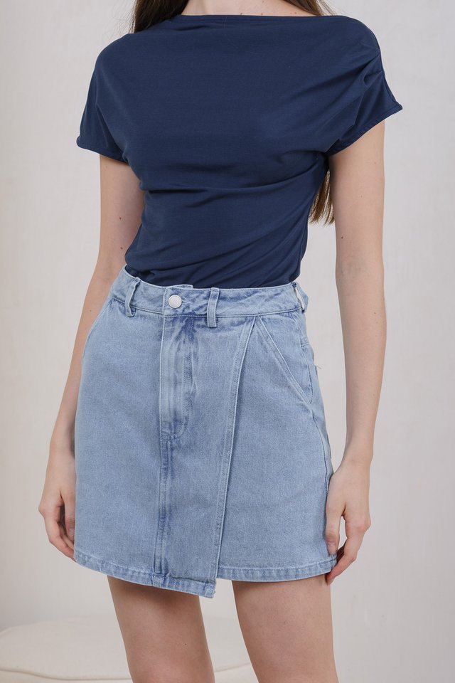 Oren Denim Overlap Pocket Skort In Light Wash