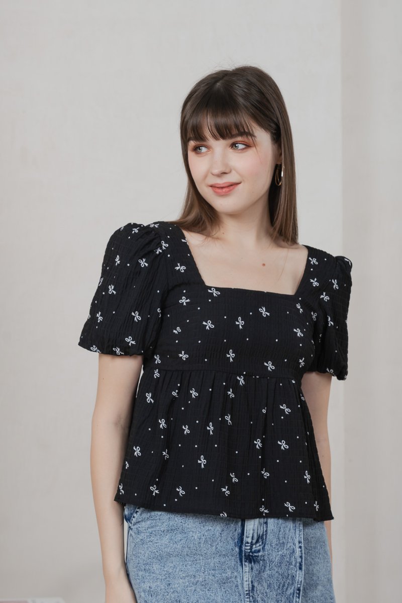 Flair Ribbon Prints Babydoll Top In Black (XS)