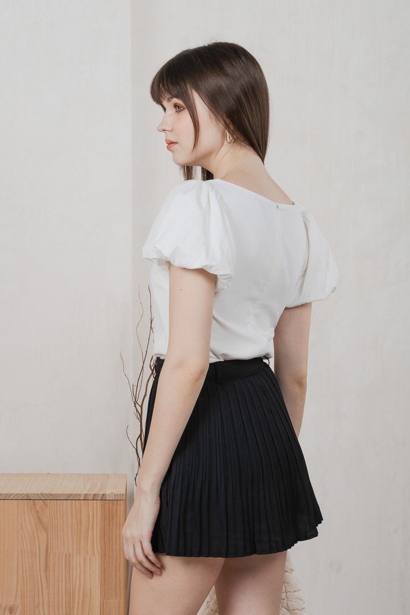 Polaris Pintuck Puff Sleeves Top In White