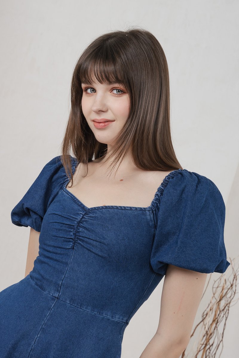 Moon Denim Sweetheart Romper In Dark Wash (XS)