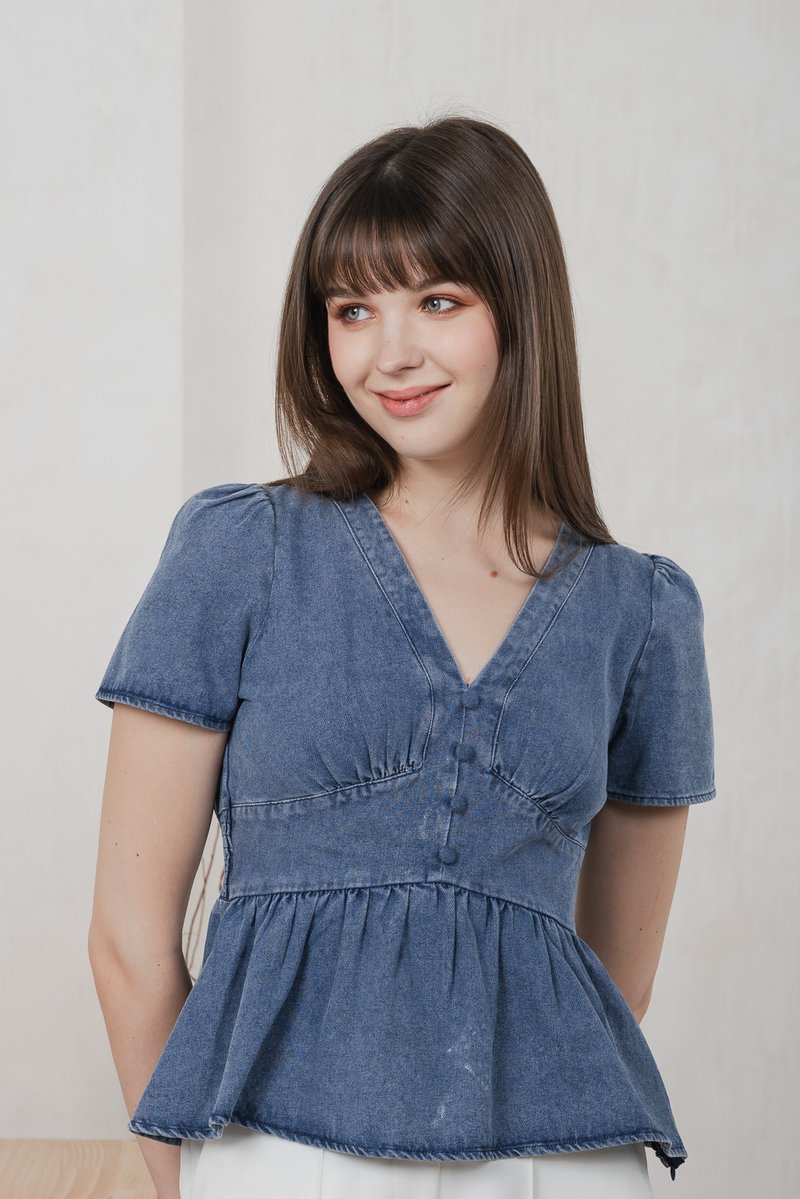 Euphoria Denim Empire Waist Top In Mid Wash