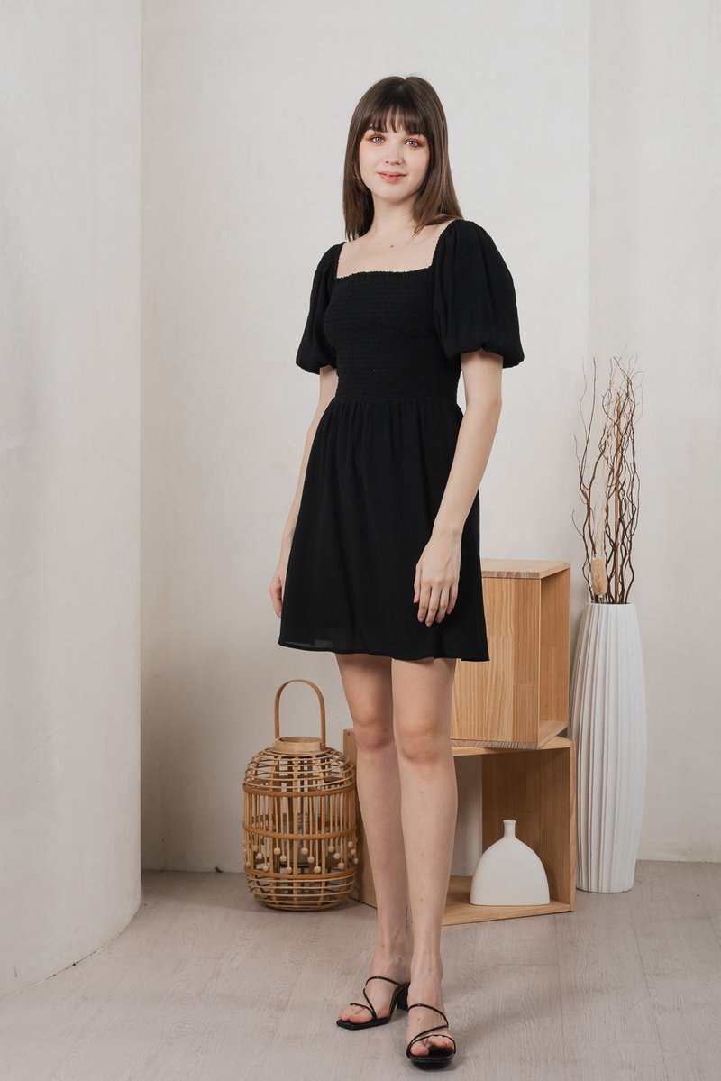 Dewdrop Textured Smocked Dress In Black (XS)