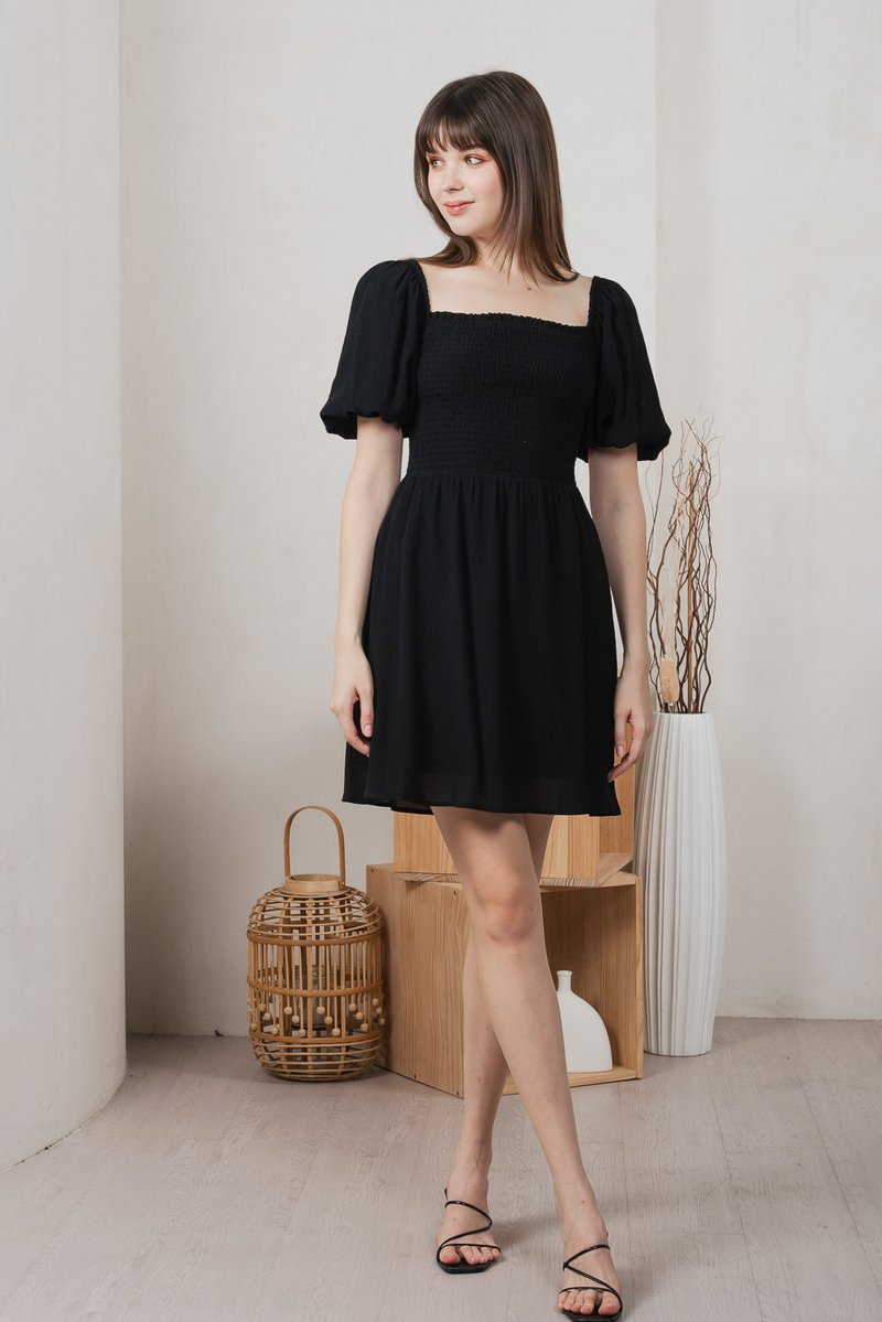 Dewdrop Textured Smocked Dress In Black (XS)