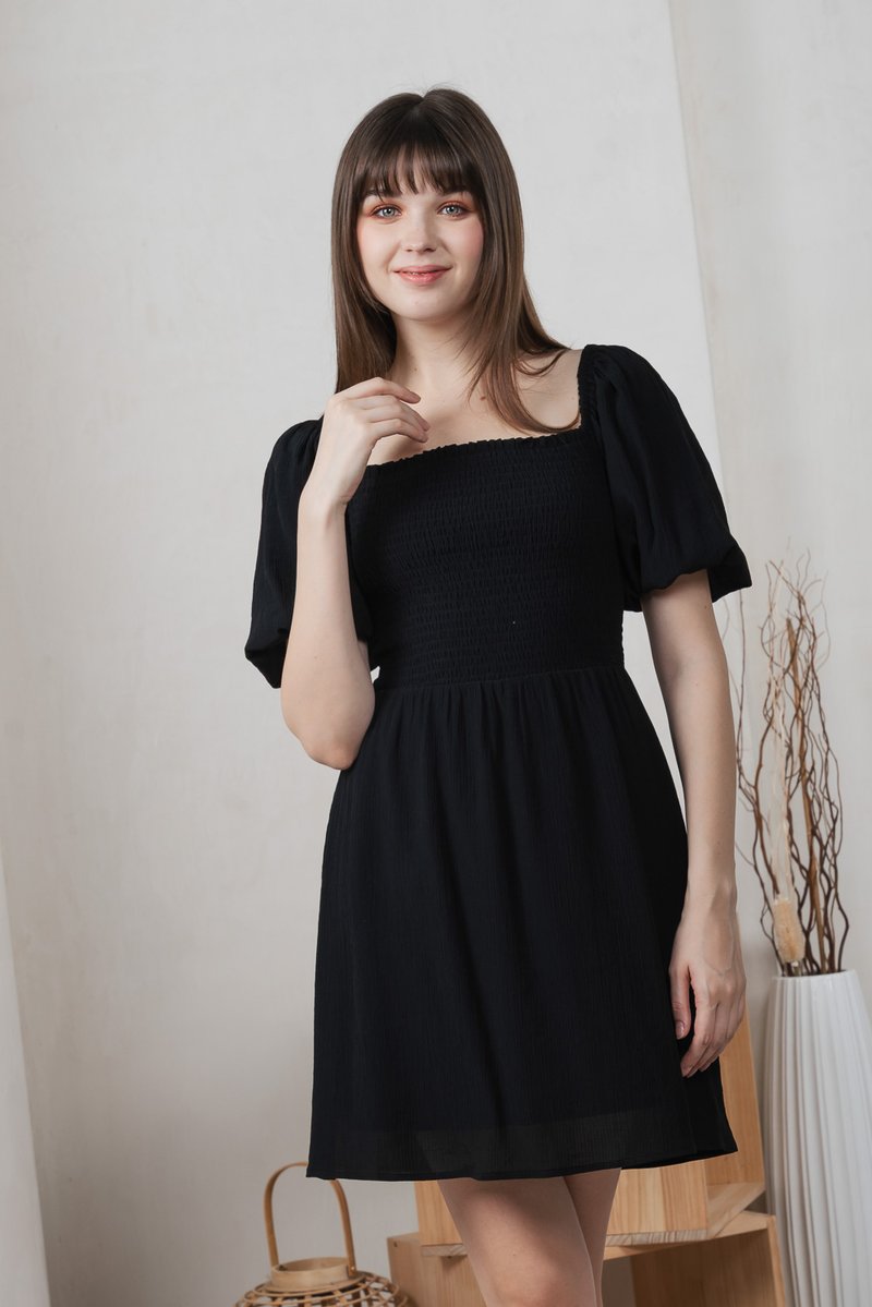 Dewdrop Textured Smocked Dress In Black (XS)
