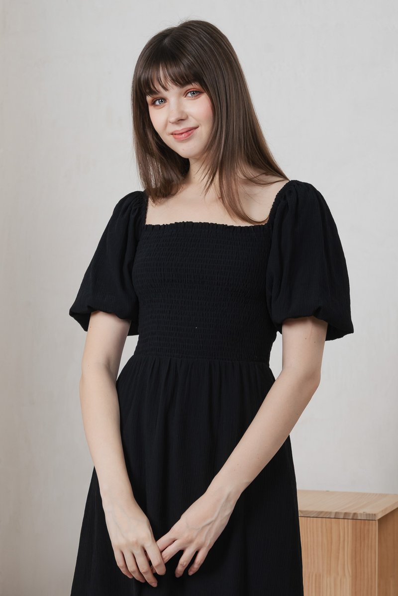 Dewdrop Textured Smocked Dress In Black (XS)