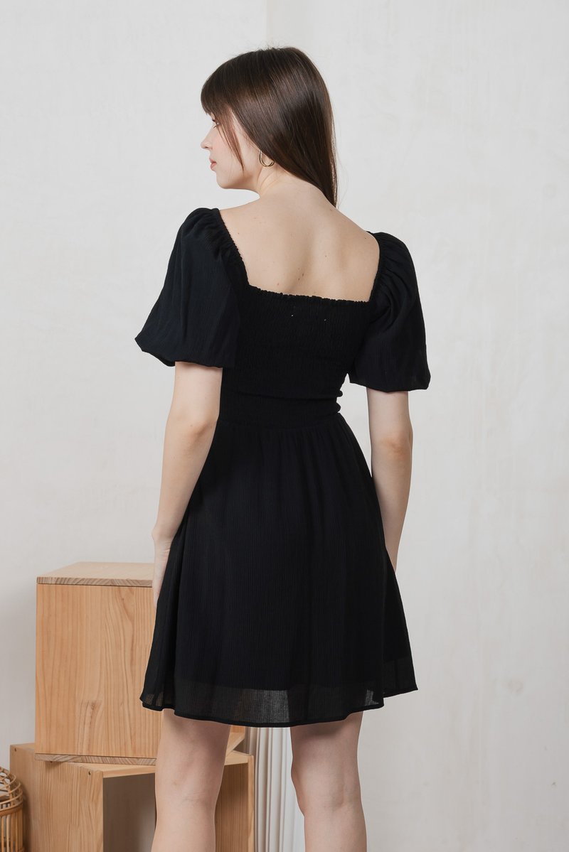 Dewdrop Textured Smocked Dress In Black (XS)