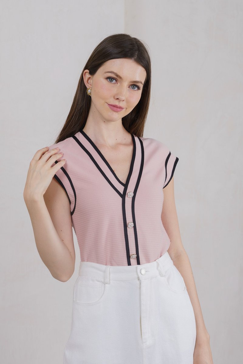 Rosalee Floral Button Ribbed Top In Dusty Pink