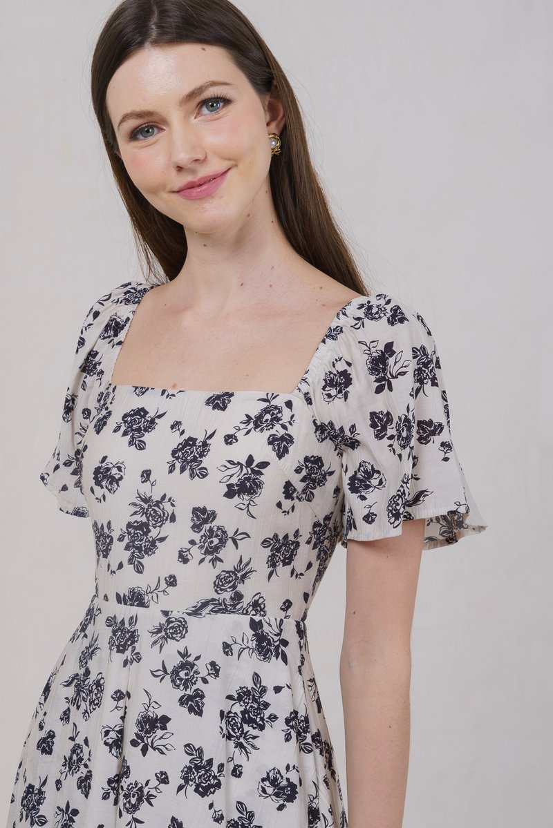 Frost Floral Romper In Cream (XS)