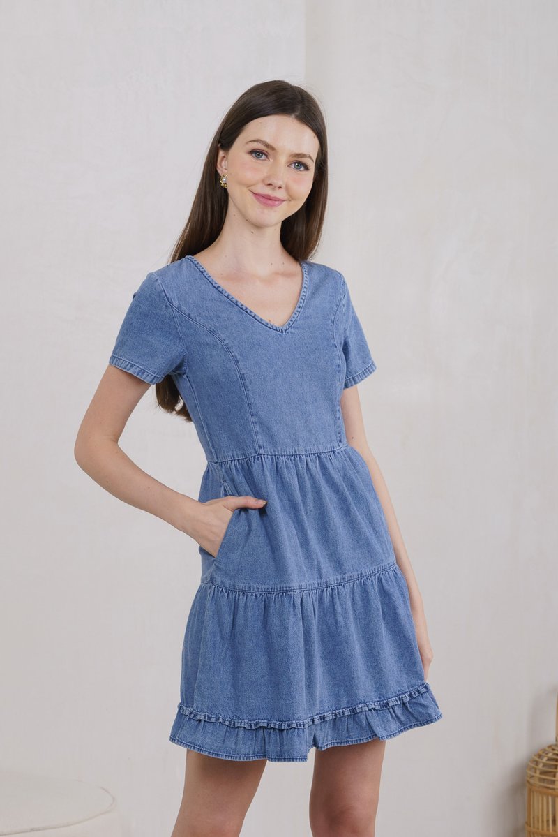 Ryleigh Denim Tiered Ruffles Dress In Dark Wash (XS)