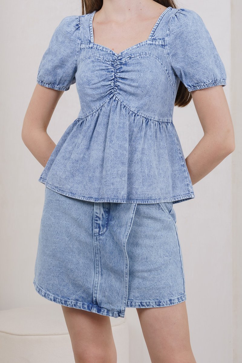 Terra Denim Sweetheart Top In Acid Wash