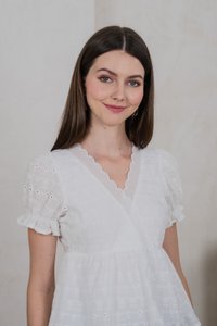 Elowyn Eyelet Babydoll Top In White