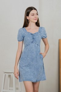 Terra Denim Sweetheart Dress In Acid Wash