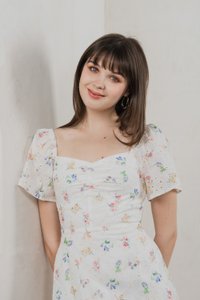 Julie Floral Eyelet Sweetheart Midi Dress In White (XS)