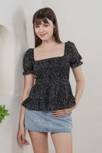 Selune Prints Smocked Top In Black