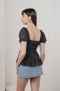 Selune Prints Smocked Top In Black