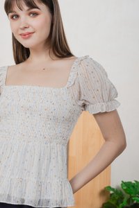 Selune Prints Smocked Top In White (XS)