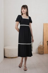 Vanilla Contrast Maxi Dress In Black