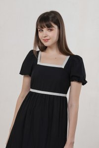 Vanilla Contrast Maxi Dress In Black