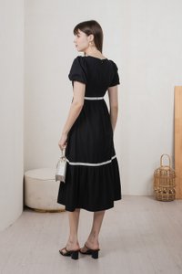 Vanilla Contrast Maxi Dress In Black
