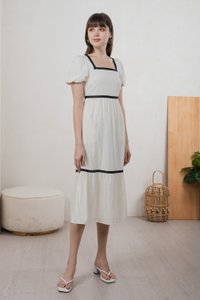 Vanilla Contrast Maxi Dress In ivory