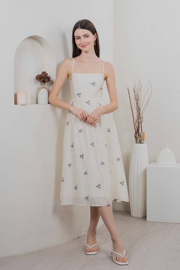 Cyra Floral Textured Camisole Midi Dress In Cream