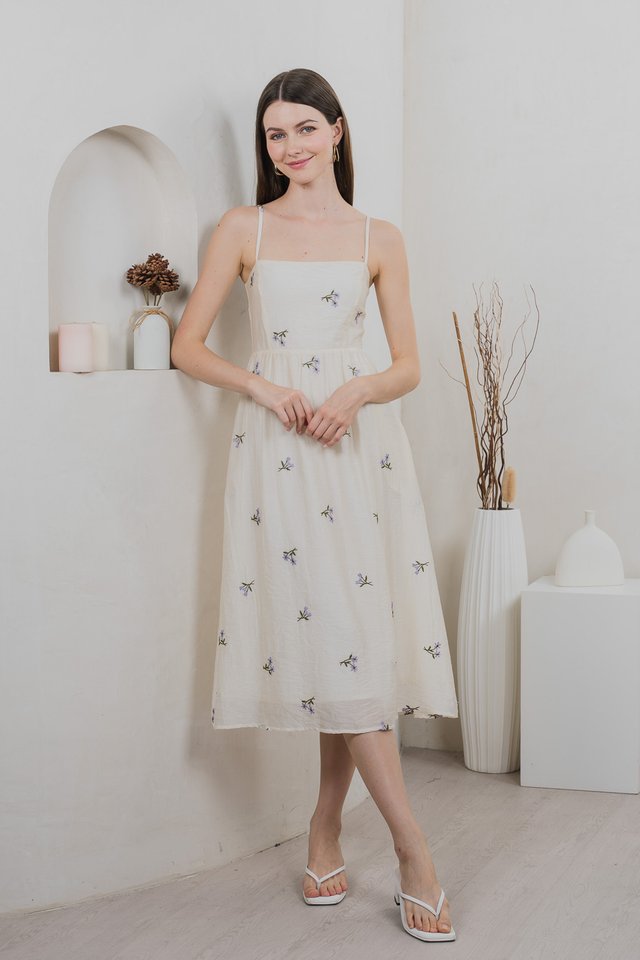 Cyra Floral Textured Camisole Midi Dress In Cream