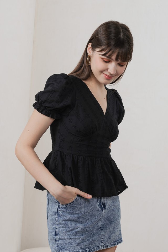 Everest Eyelet Broderie Empire Top In Black