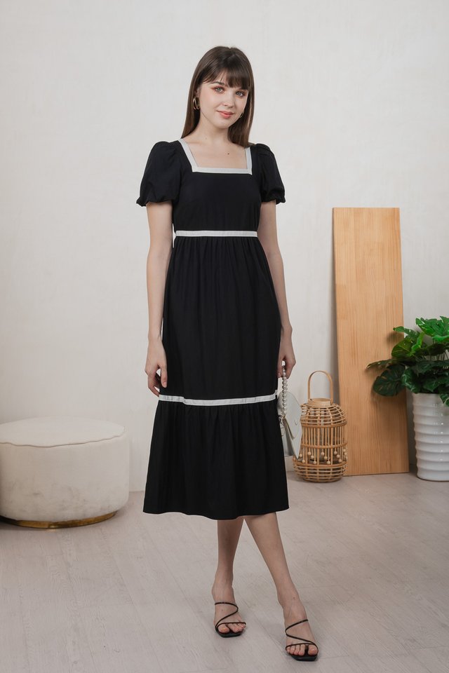 Vanilla Contrast Maxi Dress In Black