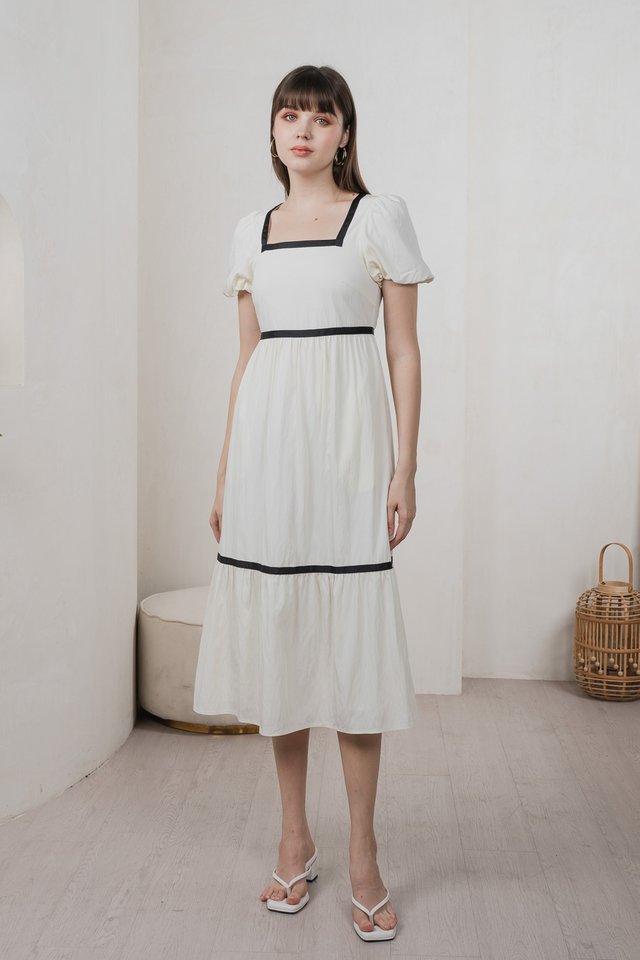 Vanilla Contrast Maxi Dress In ivory