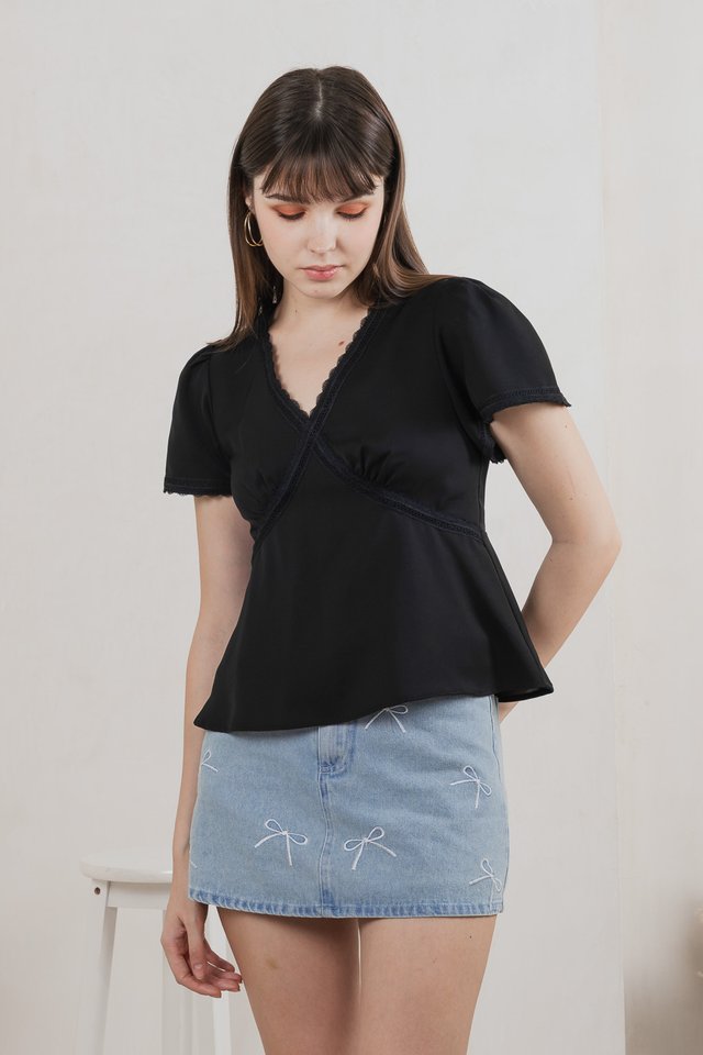Lancie Lace Babydoll Top In Black