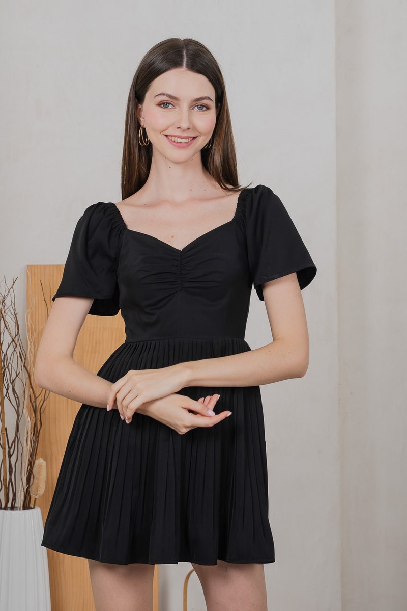 Poise Sweetheart Pleated Dress Romper In Black