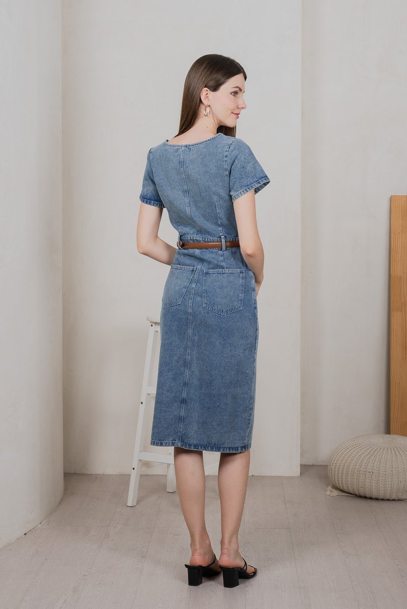 Brighton Denim Button Midi Dress in Mid Wash (XS)