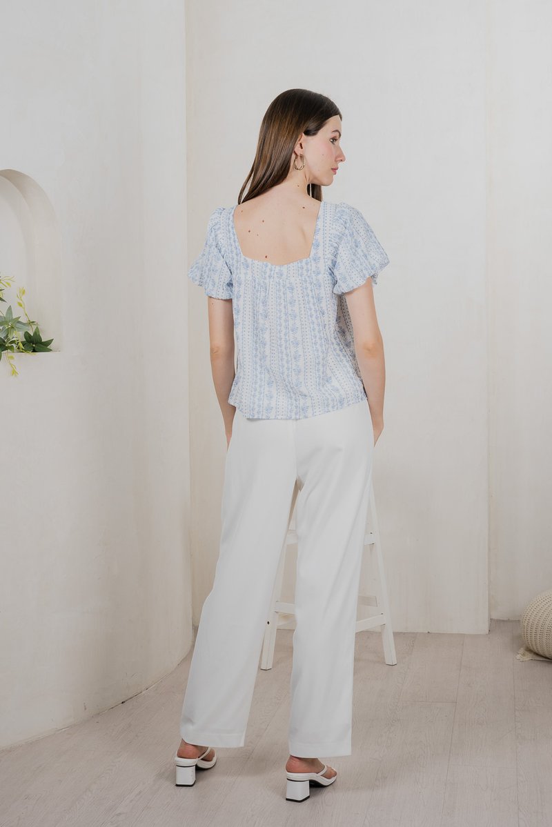 Rome Floral Prints Textured Top In Light Blue (XS)