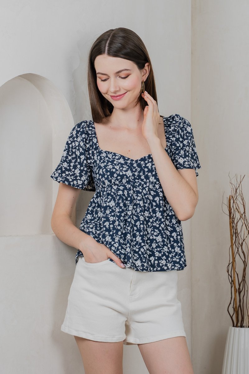 Breya Floral Babydoll Top In Navy